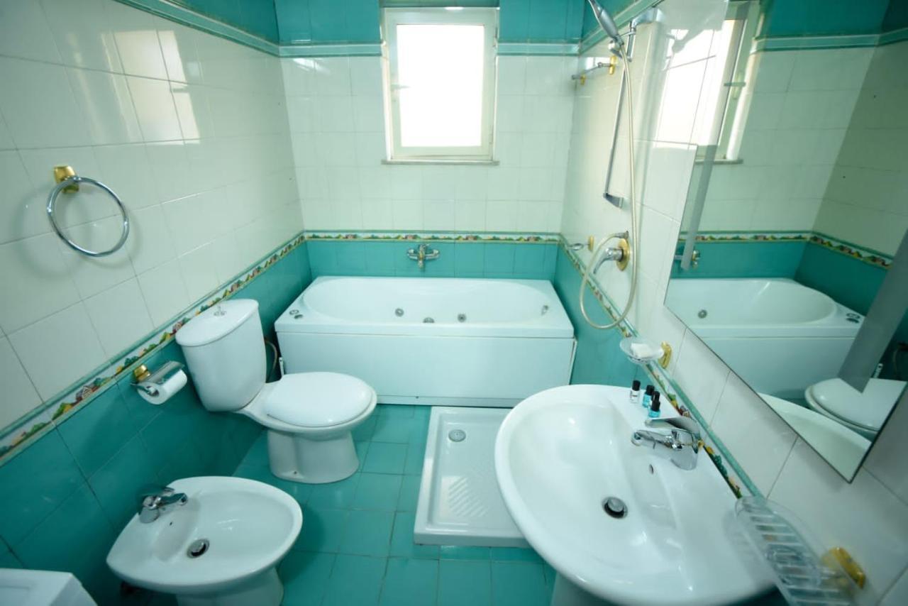 Amli Apartament Apartment Tirana Bagian luar foto