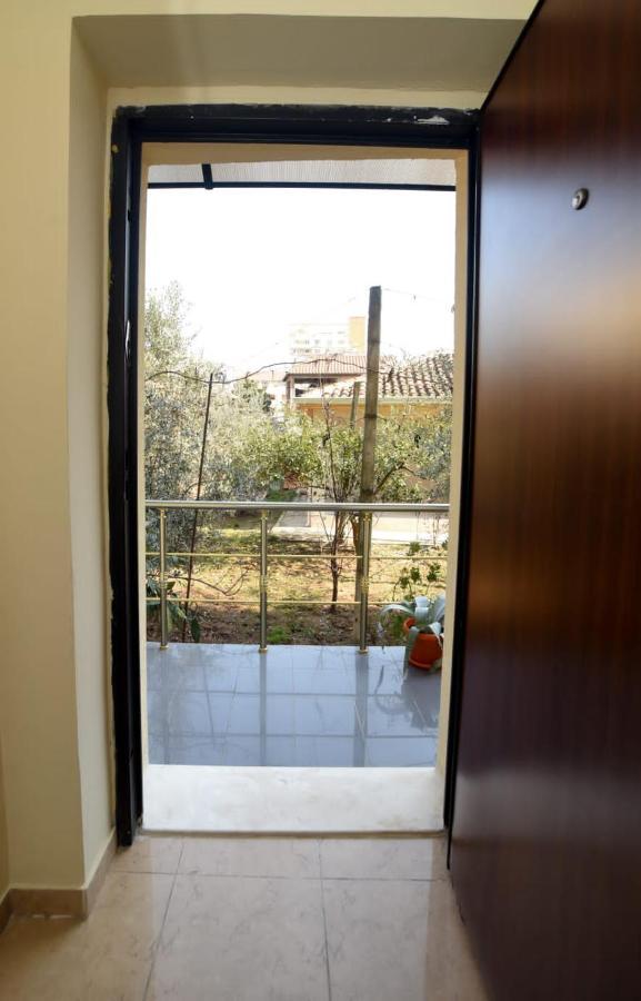 Amli Apartament Apartment Tirana Bagian luar foto